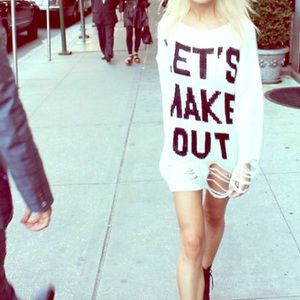 NWT 💋 RARE! WILDFOX Let's Make Out Sweater